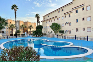 Mieszkanie 75m3 w Hiszpanii, Torrevieja z 3 sypialniami BASEN